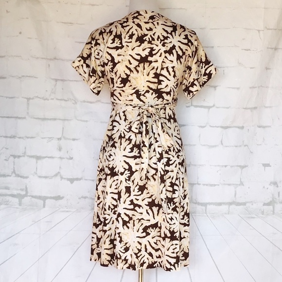 Diane Von Furstenberg Floral Silk Wrap Dress size small